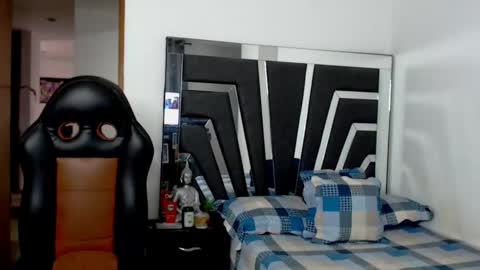 Noah Harris01 online show from 02-17-26, 12:01