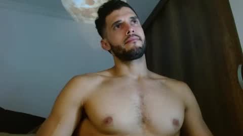 Snapshot of noah_jhonsonn chatting on 06-11-26, 03:59 Noah online show from 06-11-26, 03:59
