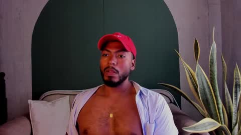 Snapshot of noah_jones__ chatting on 02-08-25, 09:15 Noah online show from 02-08-25, 09:15