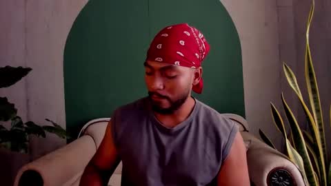 Noah online show from 11-12-25, 04:18