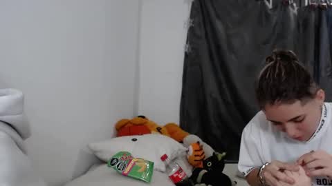 noah hehim    online show from 01-12-25, 02:35