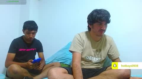 noah_meyer_ online show from 10-22-25, 03:07