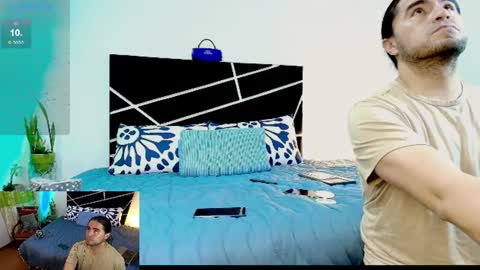 Snapshot of noah_n_luxxy chatting on 06-19-26, 02:38 Noah and Luxy online show from 06-19-26, 02:38