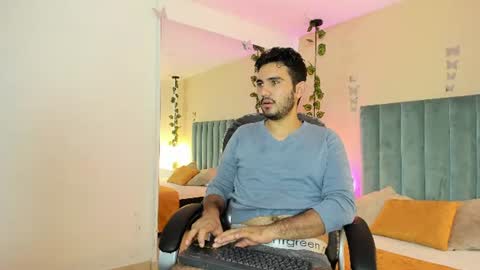 Snapshot of noah_sin_ chatting on 06-17-26, 11:12 noah sin online show from 06-17-26, 11:12