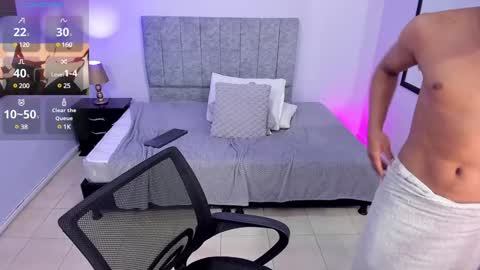 noah_smith04 online show from 01-10-25, 05:56