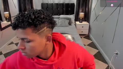 noah_smith04 online show from 03-10-25, 12:37