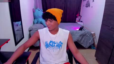 noah_smith04 online show from 10-09-25, 03:21