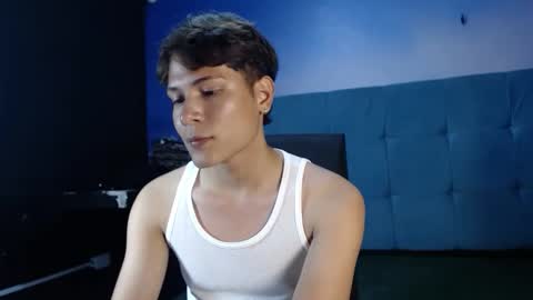 noahbakerr online show from 10-21-25, 07:58