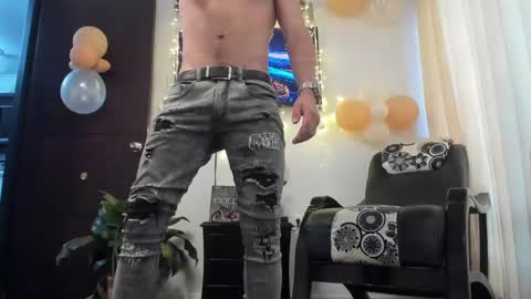 LIAM- noah online show from 12-08-24, 12:41