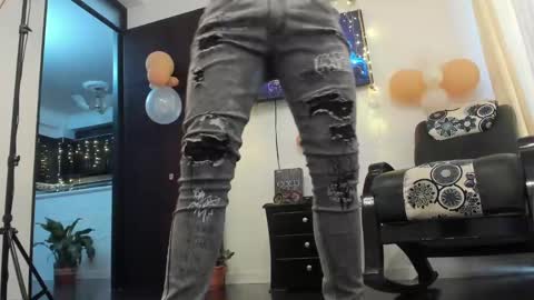 LIAM- noah online show from 12-08-24, 03:45