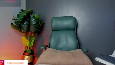 Noah online show from 05-20-26, 10:38