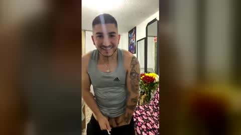 Snapshot of noahmurillo chatting on 04-26-26, 11:13 noahmurillo online show from 04-26-26, 11:13