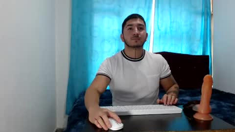 Snapshot of noahmurillo chatting on 05-20-26, 06:25 noahmurillo online show from 05-20-26, 06:25