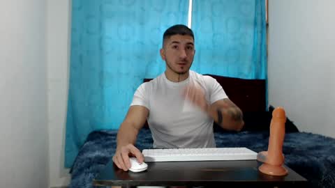 Snapshot of noahmurillo chatting on 05-23-26, 06:34 noahmurillo online show from 05-23-26, 06:34