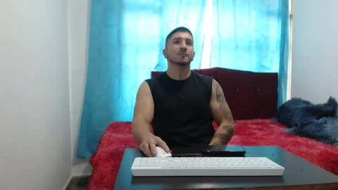 Snapshot of noahmurillo chatting on 05-24-26, 07:08 noahmurillo online show from 05-24-26, 07:08