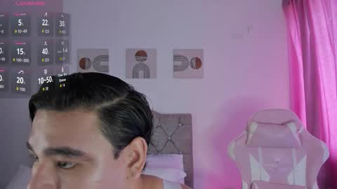 Snapshot of noahvance chatting on 02-03-26, 03:39 NoahVence online show from 02-03-26, 03:39