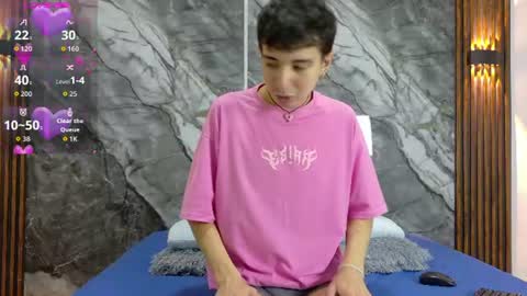 Snapshot of noahwalker__ chatting on 07-01-26, 11:34 online show from 07-01-26, 11:34