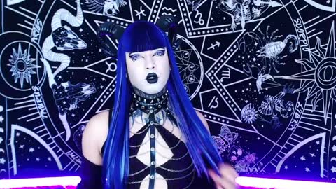 caroline online show from 04-05-26, 07:33