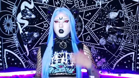 caroline online show from 04-08-26, 10:54