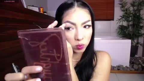 Snapshot of noastone_ chatting on 06-15-26, 04:04 Noa Stone online show from 06-15-26, 04:04