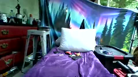 Snapshot of nodak808 chatting on 07-27-26, 01:29 Jonny Coxman online show from 07-27-26, 01:29