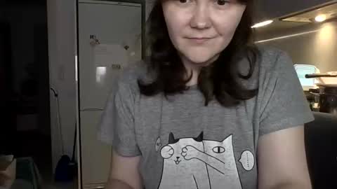 Snapshot of nodarell chatting on 11-22-25, 02:27 nodarell online show from 11-22-25, 02:27