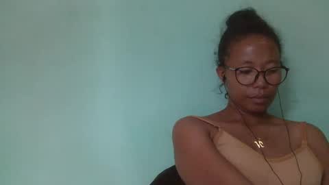 noellah online show from 03-03-25, 12:48