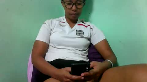 noellah online show from 10-16-25, 05:19