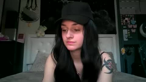 Noelle online show from 04-02-26, 05:10