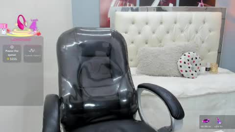 Noha Scott online show from 05-09-26, 10:37