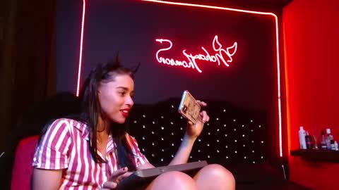 Noha Thomson online show from 11-02-25, 04:04