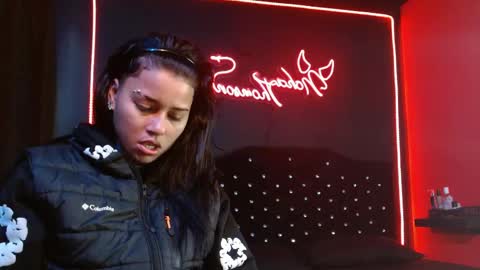 Snapshot of noha_thomson chatting on 05-09-26, 12:10 Noha Thomson online show from 05-09-26, 12:10