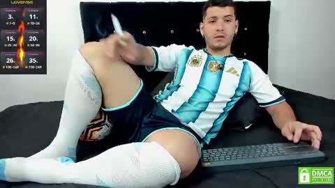 Snapshot of noha_white chatting on 06-21-26, 05:59 Noha online show from 06-21-26, 05:59