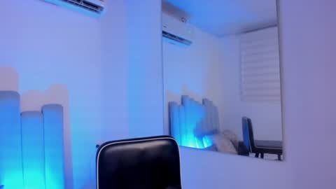 Snapshot of nohara_7 chatting on 06-20-26, 12:30 Natasha online show from 06-20-26, 12:30