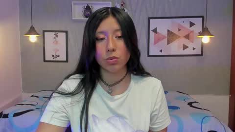 Snapshot of nohemi_louse chatting on 02-24-25, 07:41 Nohemi online show from 02-24-25, 07:41