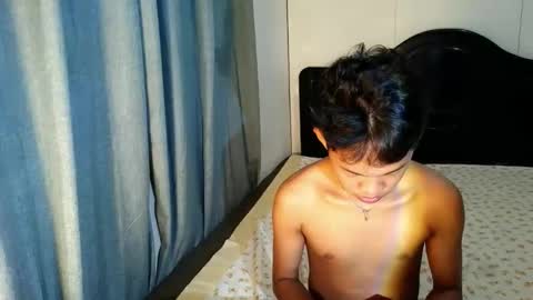 Snapshot of noi_maco chatting on 04-13-26, 04:01 noi_maco online show from 04-13-26, 04:01