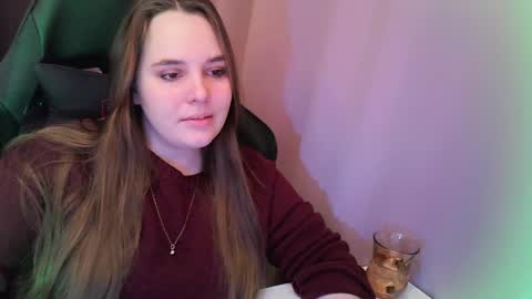 noir_ember_ online show from 11-09-25, 12:36