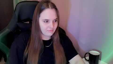 noir_ember_ online show from 12-15-25, 12:42