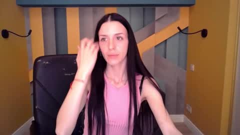 Snapshot of noirdiva chatting on 04-22-26, 05:54 NoirDiva online show from 04-22-26, 05:54