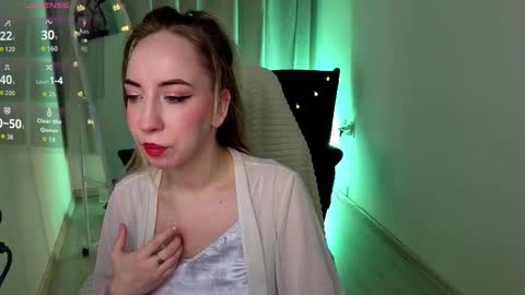 Isabelle online show from 03-21-26, 10:46