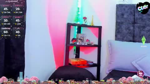 Nolan  online show from 12-17-25, 06:47