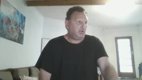 Snapshot of nollie244 chatting on 02-18-25, 11:00 Nollie online show from 02-18-25, 11:00