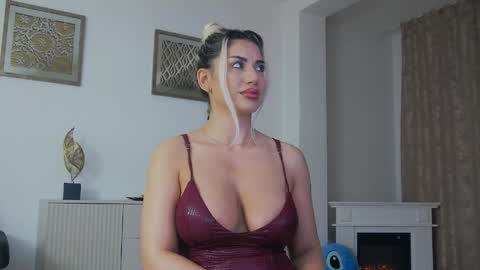 Snapshot of nona_nn chatting on 04-18-26, 01:31 Nona online show from 04-18-26, 01:31