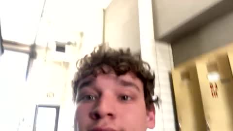 Snapshot of noname763904 chatting on 04-26-26, 08:28 Curly online show from 04-26-26, 08:28