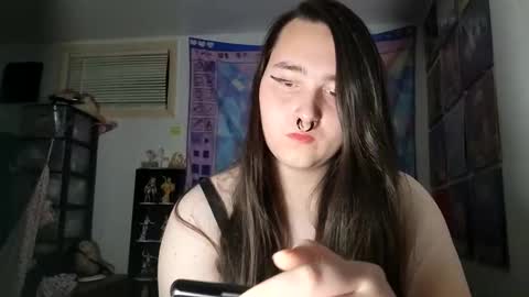 nonbinarybeauty20 online show from 03-04-25, 07:30