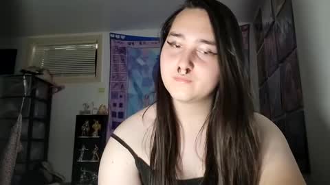 nonbinarybeauty20 online show from 03-08-25, 09:08