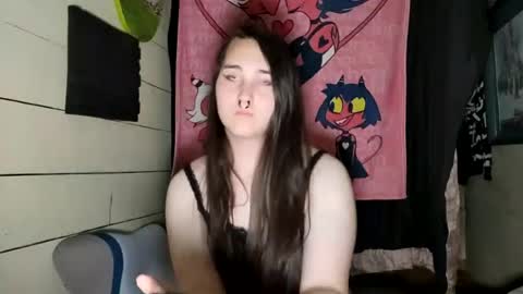 Snapshot of nonbinarybeauty20 chatting on 06-24-26, 05:28 nonbinarybeauty20 online show from 06-24-26, 05:28