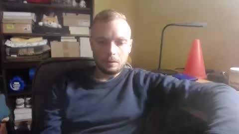 Snapshot of nontipperjakub chatting on 10-04-25, 08:29 J. online show from 10-04-25, 08:29