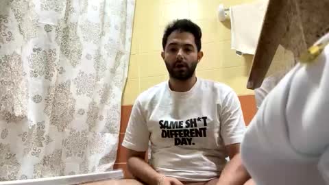 noor771 online show from 11-05-25, 12:21