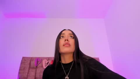 Snapshot of nora_dasilva chatting on 05-15-26, 01:01 Nora Da Silva online show from 05-15-26, 01:01